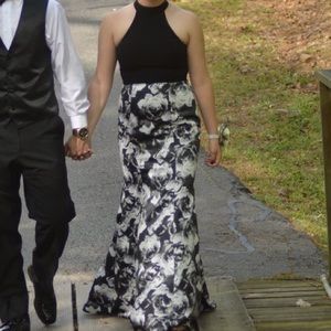 Black prom dress